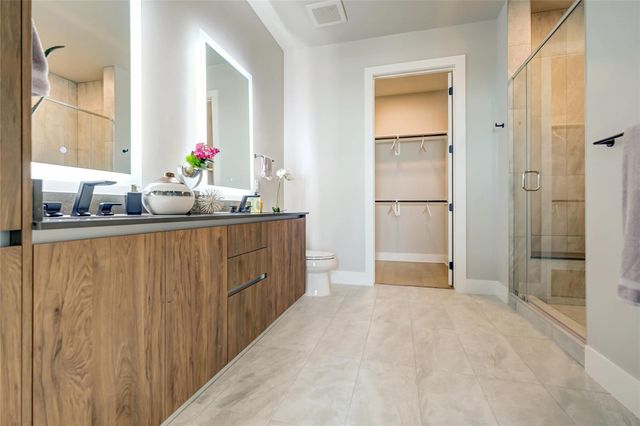 510 W 20th Street 922, Houston, TX 77008