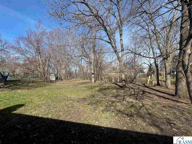 118 S Skyline Drive, Mankato, MN 56001