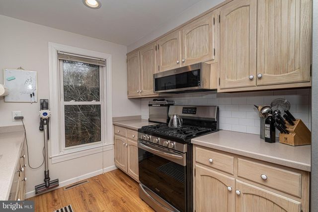 95 INDIAN MILLS RD, Shamong, NJ 08088