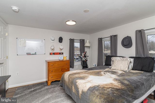 95 INDIAN MILLS RD, Shamong, NJ 08088