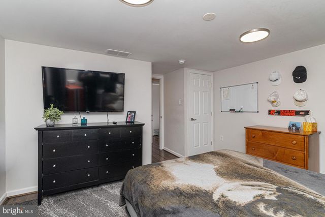 95 INDIAN MILLS RD, Shamong, NJ 08088