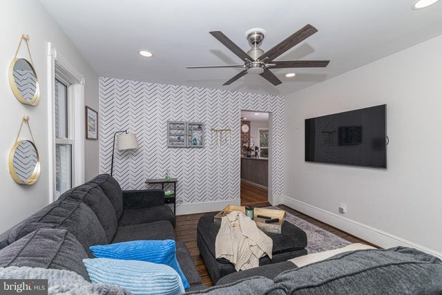 95 INDIAN MILLS RD, Shamong, NJ 08088