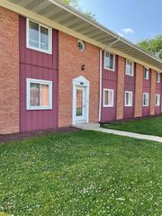1389 Monomoy Street B2, Aurora, IL 60506