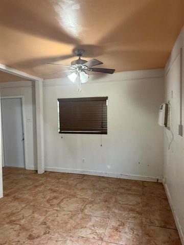 2620 SW 55th Avenue, West Park, FL 33023
