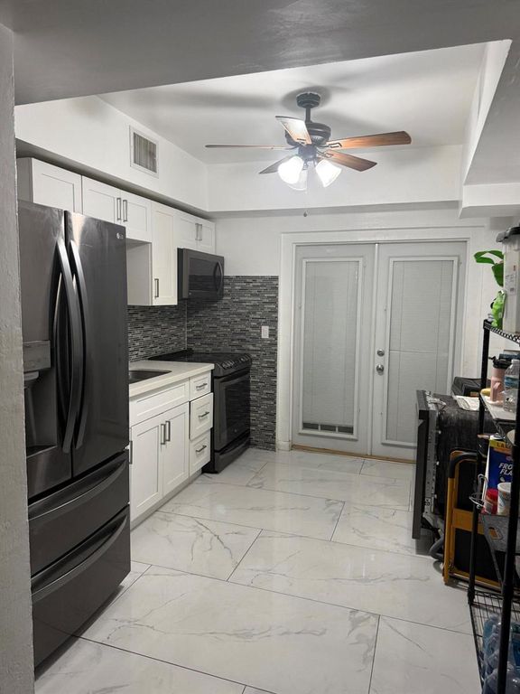2620 SW 55th Avenue, West Park, FL 33023