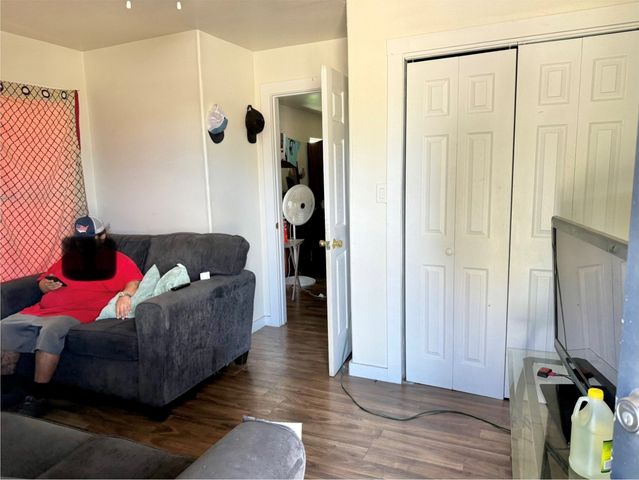 211 W Avenue D, Sweetwater, TX 79556