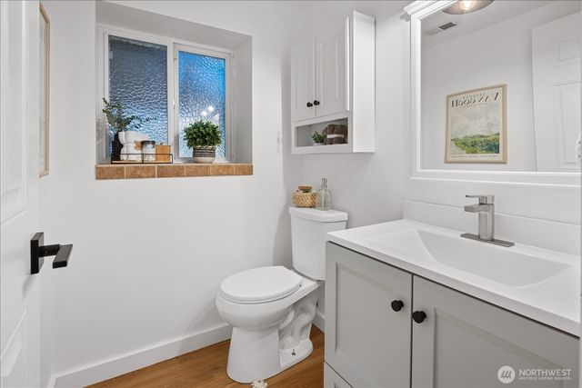 23409 94 Place W, Edmonds, WA 98020