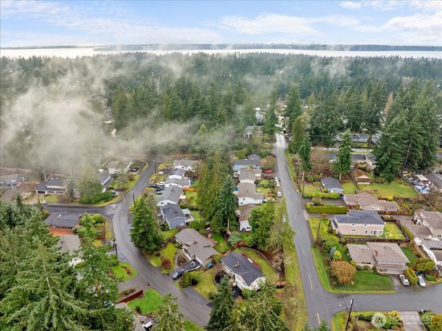 23409 94 Place W, Edmonds, WA 98020