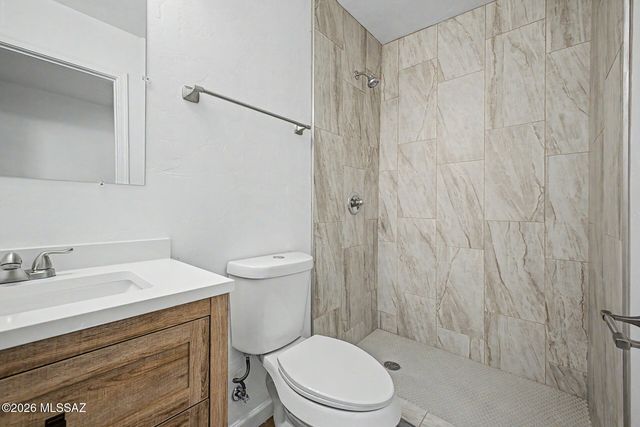 214 W Illinois Street, Tucson, AZ 85714