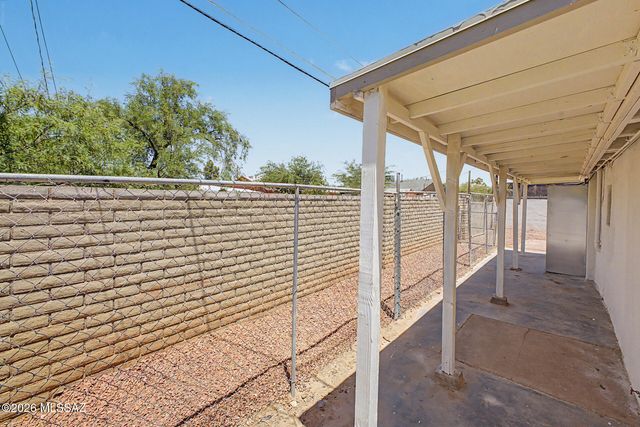214 W Illinois Street, Tucson, AZ 85714