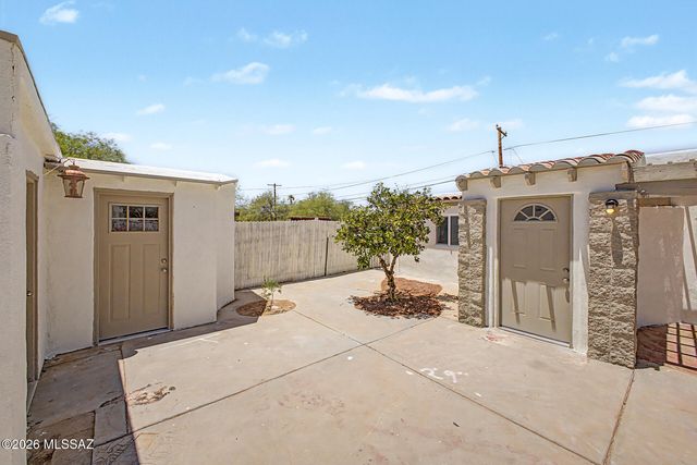 214 W Illinois Street, Tucson, AZ 85714