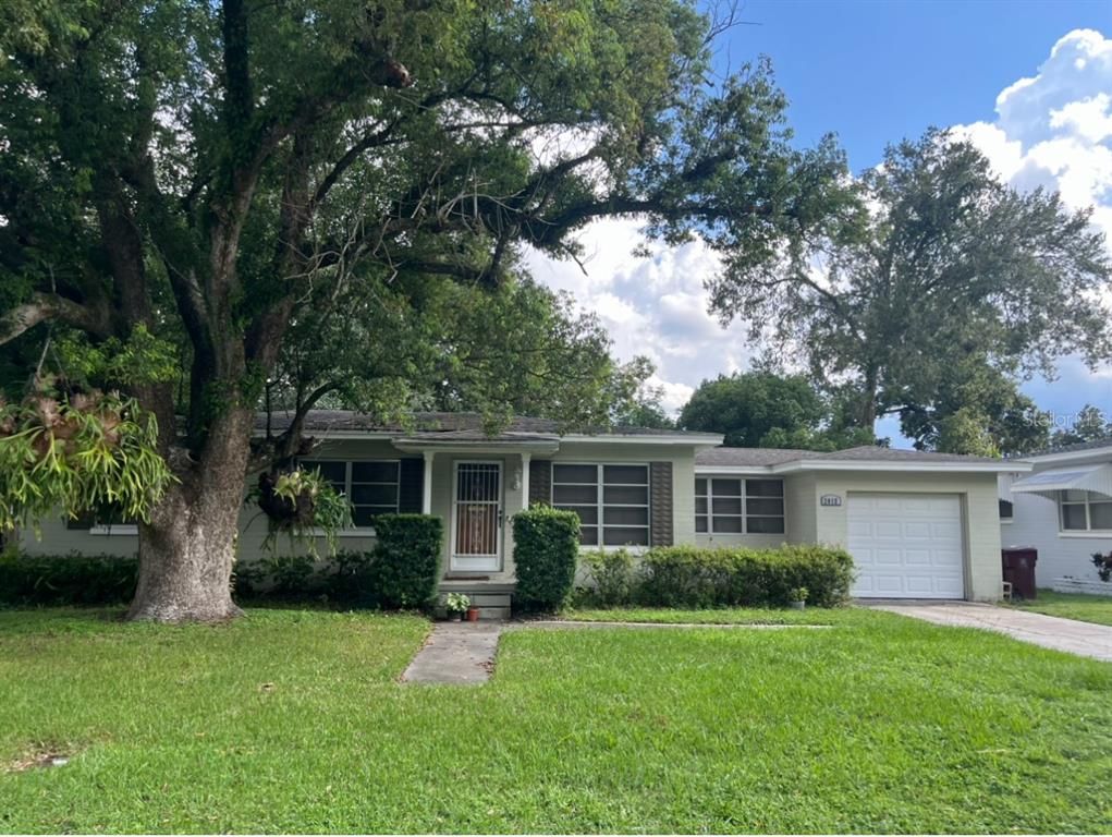 2812 E PINE STREET, Orlando, FL 32803