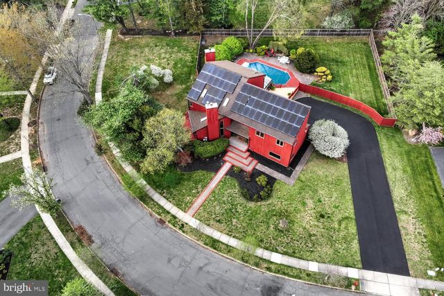 15 HAWK DR, Princeton Junction, NJ 08550