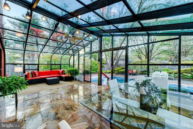 15 HAWK DR, Princeton Junction, NJ 08550