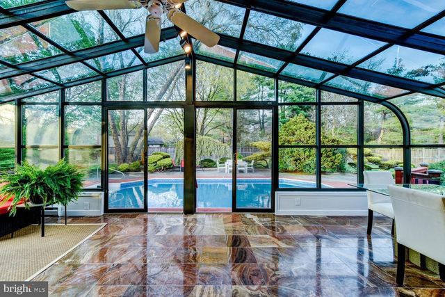 15 HAWK DR, Princeton Junction, NJ 08550