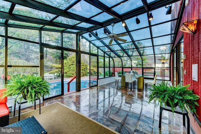 15 HAWK DR, Princeton Junction, NJ 08550