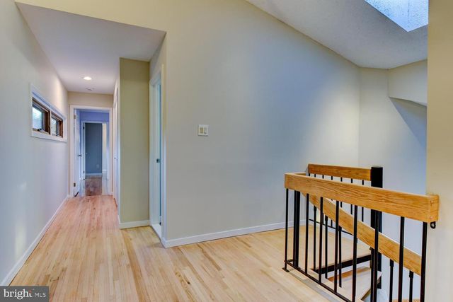 15 HAWK DR, Princeton Junction, NJ 08550