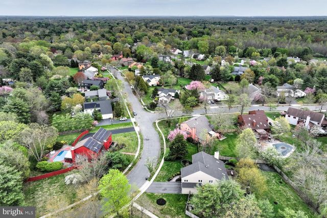 15 HAWK DR, Princeton Junction, NJ 08550