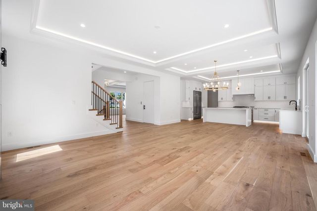 1935 FOXHALL RD, Mclean, VA 22101