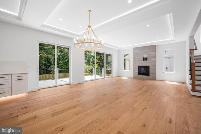 1935 FOXHALL RD, Mclean, VA 22101