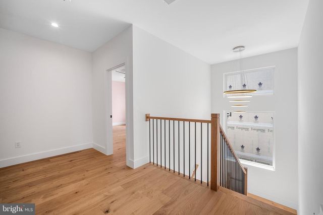 1935 FOXHALL RD, Mclean, VA 22101