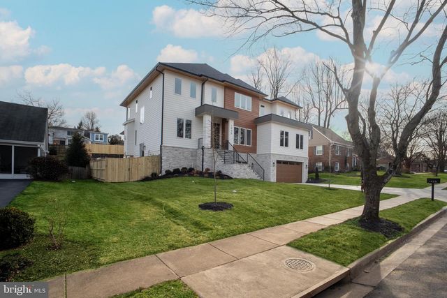 1935 FOXHALL RD, Mclean, VA 22101