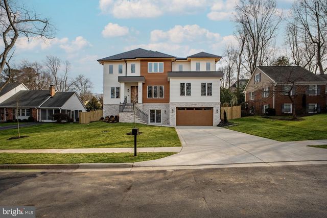 1935 FOXHALL RD, Mclean, VA 22101