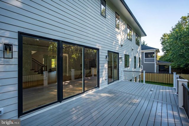 1935 FOXHALL RD, Mclean, VA 22101