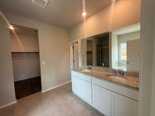 4521 Bridal Veil DR, Austin, TX 78747