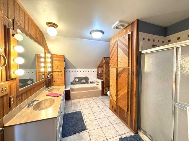 1032 Rainy Lake Road NW, Backus, MN 56435