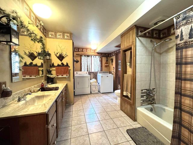 1032 Rainy Lake Road NW, Backus, MN 56435