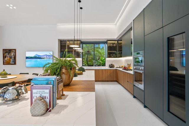 3340 Paddock Road, Weston, FL 33331