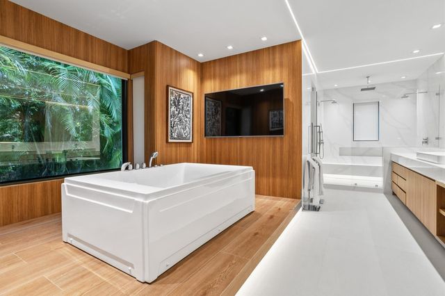 3340 Paddock Road, Weston, FL 33331