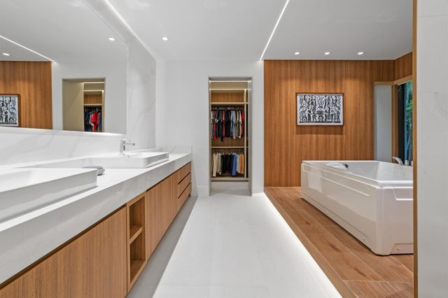 3340 Paddock Road, Weston, FL 33331