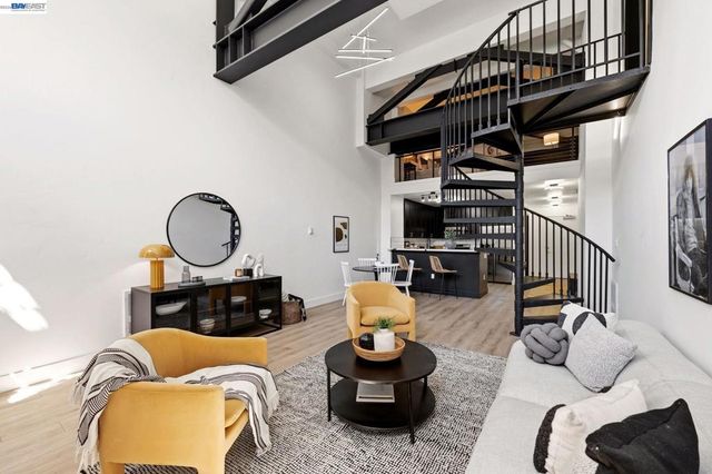 330 13Th St 1A, Oakland, CA 94612