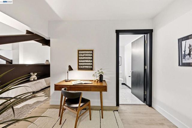 330 13Th St 1A, Oakland, CA 94612