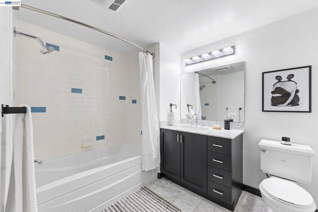 330 13Th St 1A, Oakland, CA 94612