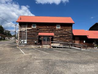466 E Court Street A, Marion, NC 28752