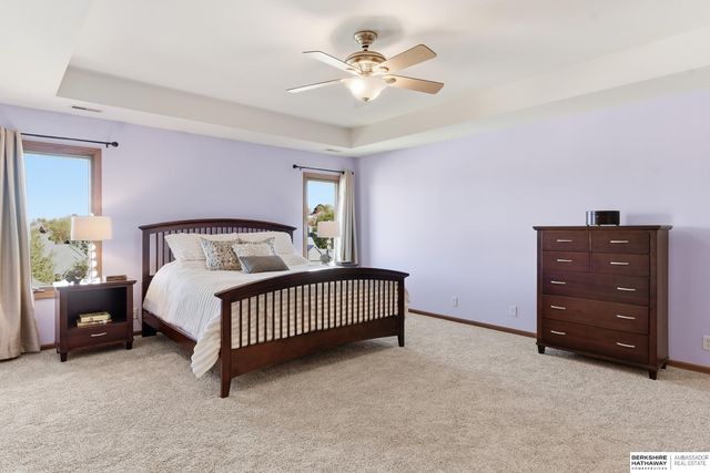 16016 Ruggles Street, Omaha, NE 68116