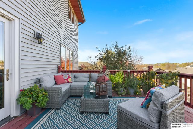 16016 Ruggles Street, Omaha, NE 68116