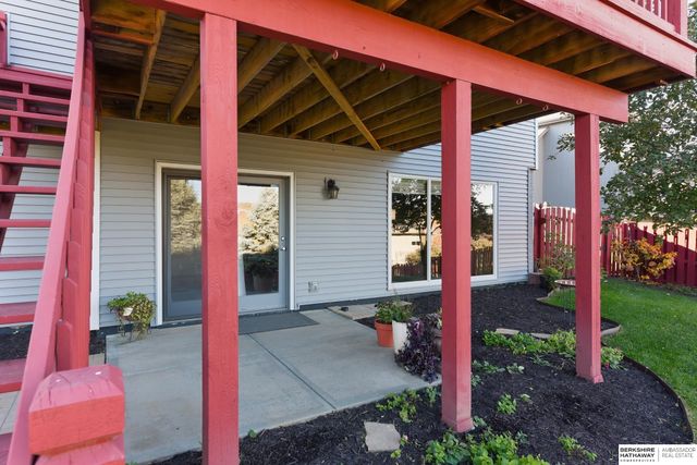 16016 Ruggles Street, Omaha, NE 68116