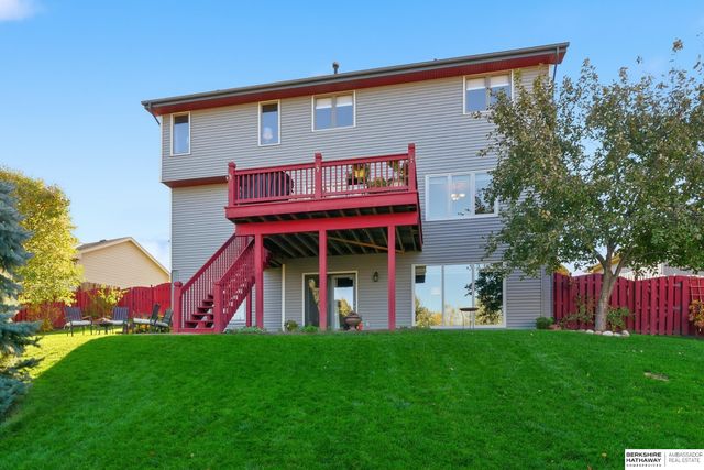 16016 Ruggles Street, Omaha, NE 68116