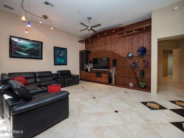 11643 E TURQUOISE Avenue, Scottsdale, AZ 85259