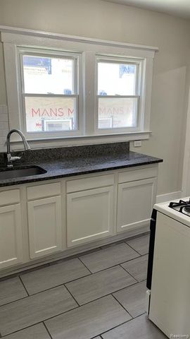 7633 Woodrow Wilson Street, Detroit, MI 48206