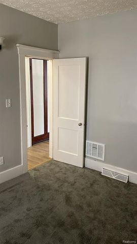 7633 Woodrow Wilson Street, Detroit, MI 48206