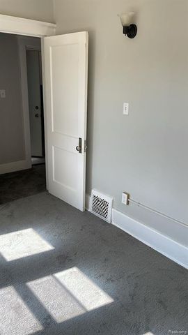 7633 Woodrow Wilson Street, Detroit, MI 48206