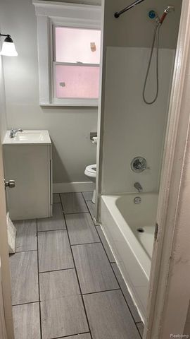 7633 Woodrow Wilson Street, Detroit, MI 48206