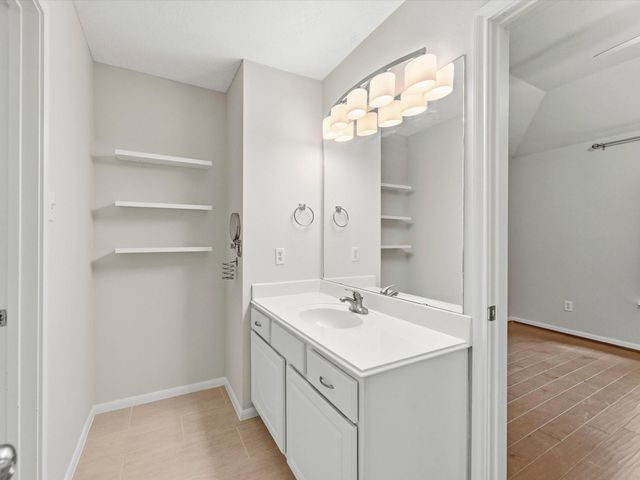 502 Airybrook Lane, Houston, TX 77094