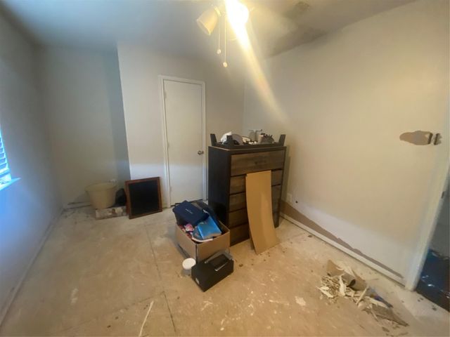 12222 Kings Garden Court, Houston, TX 77044