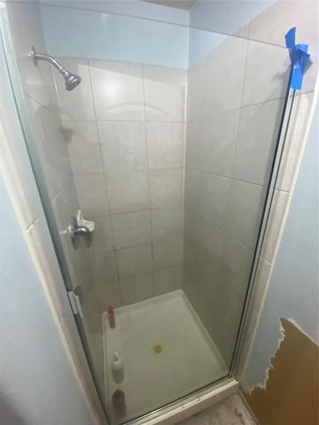 12222 Kings Garden Court, Houston, TX 77044